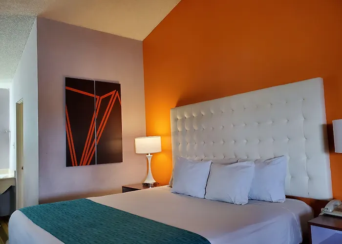 Hotel Howard Johnson By Wyndham Airport/downtown Area Phoenix