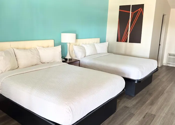 Howard Johnson By Wyndham Airport/downtown Area 2* Phoenix