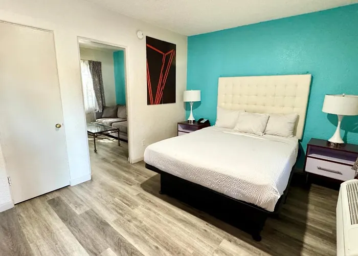Howard Johnson By Wyndham Airport/downtown Area 2* Phoenix
