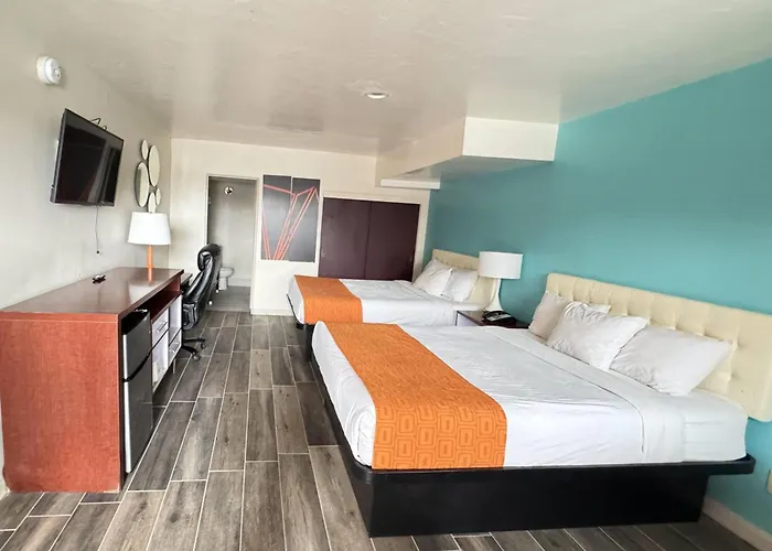 Howard Johnson By Wyndham Airport/downtown Area Phoenix