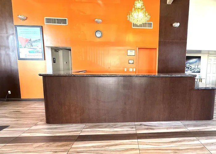 Howard Johnson By Wyndham Airport/downtown Area 2*