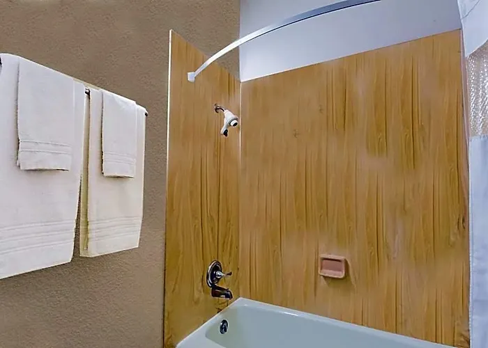Howard Johnson By Wyndham Airport/downtown Area 2* Phoenix