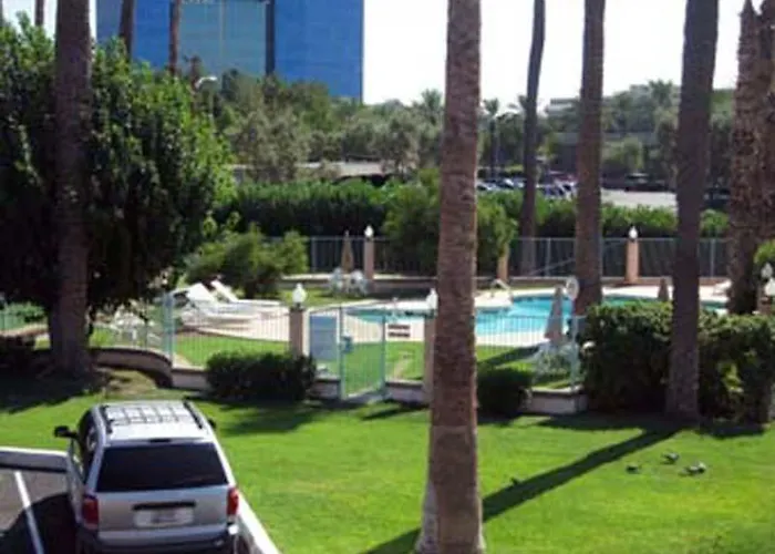Howard Johnson By Wyndham Airport/downtown Area Phoenix