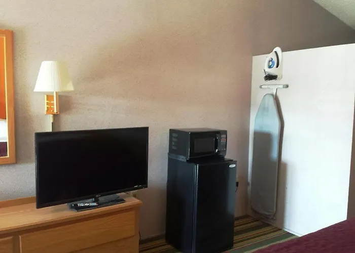 Hotel Howard Johnson By Wyndham Airport/downtown Area Phoenix
