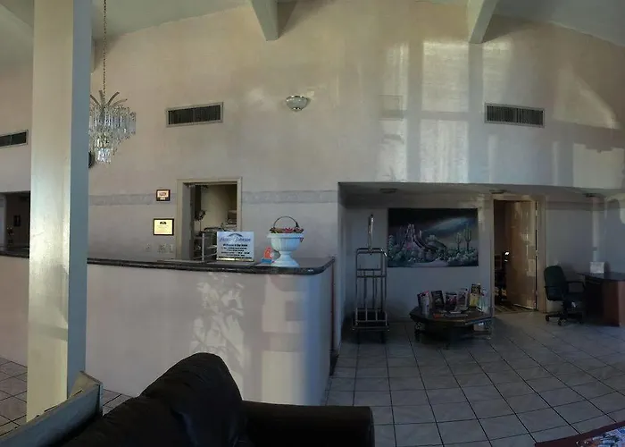 Howard Johnson By Wyndham Airport/downtown Area Hotel 2*